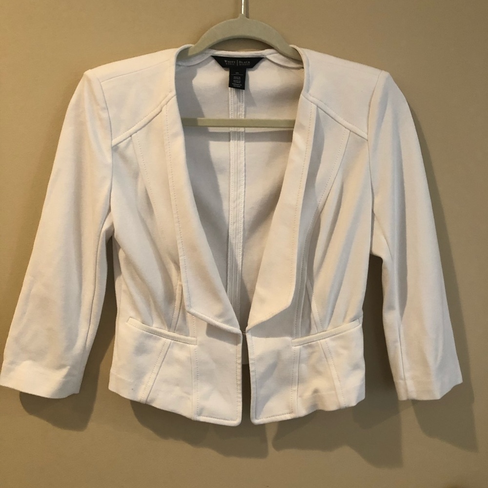Cropped White Jacket
